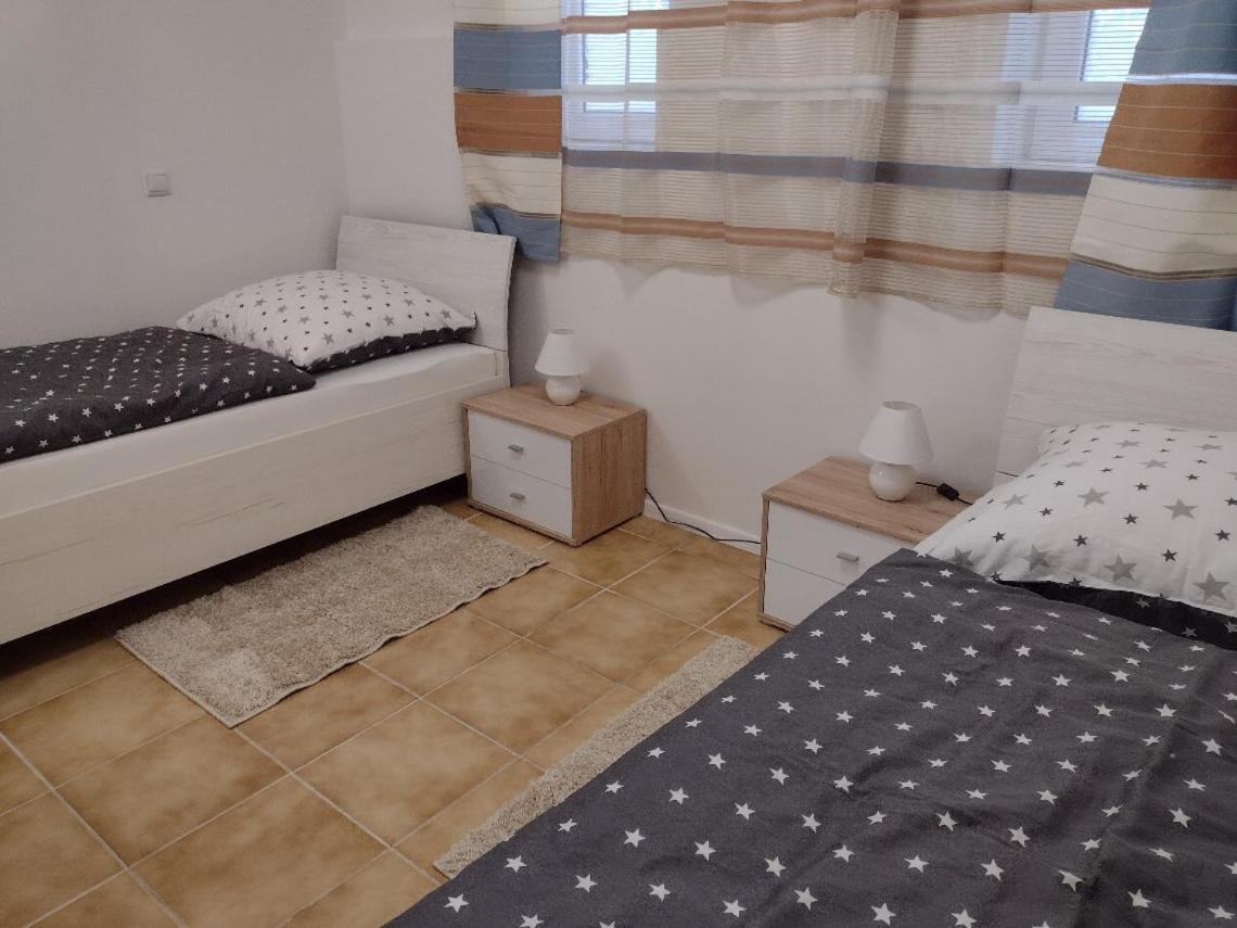 Appartement In Nitra Under The Zobor-Hill 외부 사진