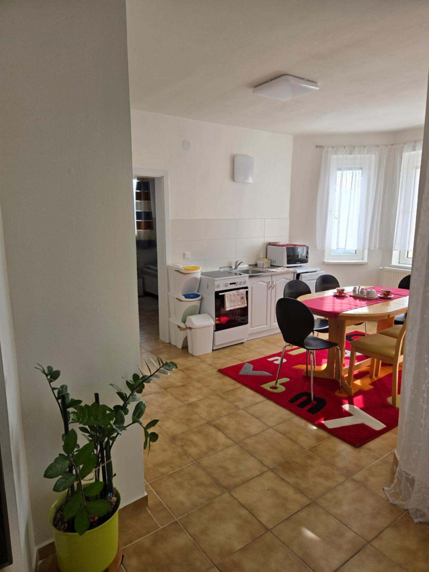 Appartement In Nitra Under The Zobor-Hill 외부 사진